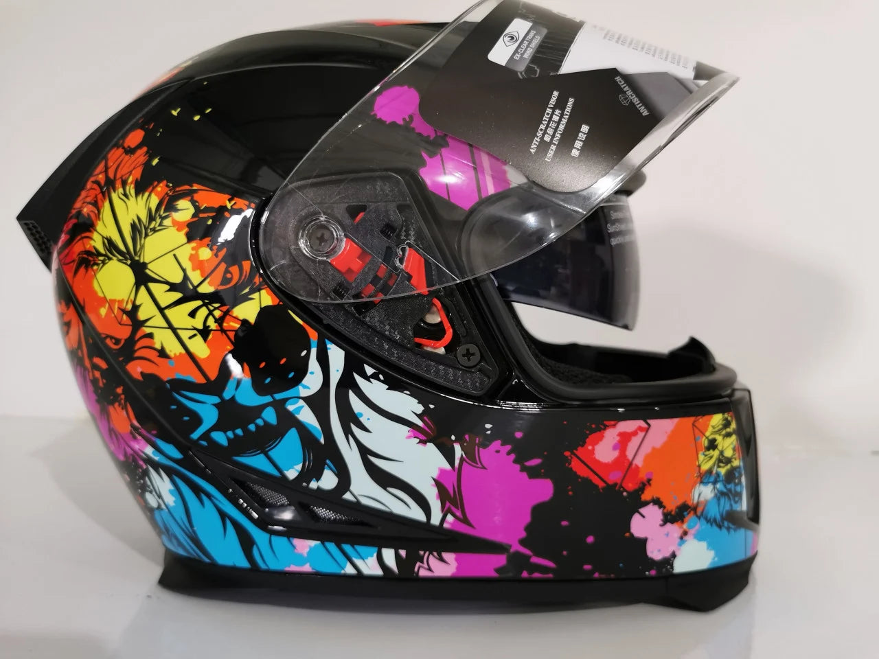 CASCĂ MOTO INTEGRALĂ Lion - multicolor